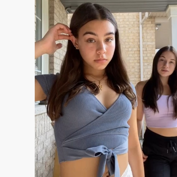 aritzia little moon purple prunella knit top - Picture 4 of 5